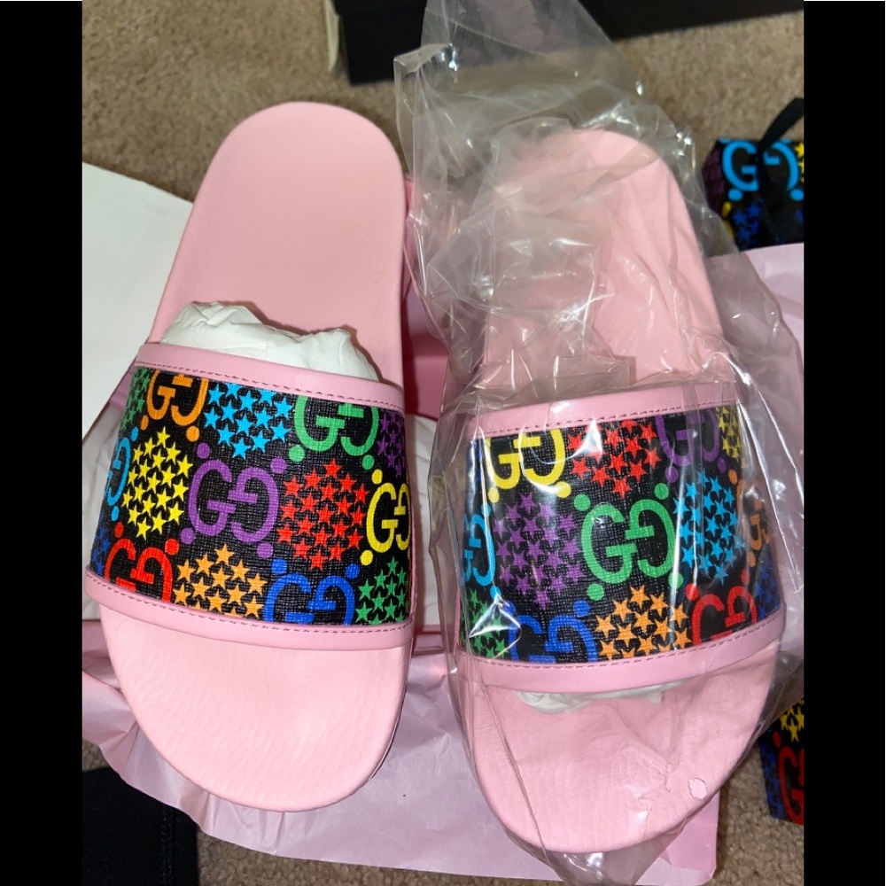 SOLD OFFLINE! Psychedelic Gucci slides-NEW!